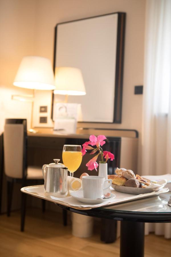 גוביו Park Hotel Ai Cappuccini מראה חיצוני תמונה