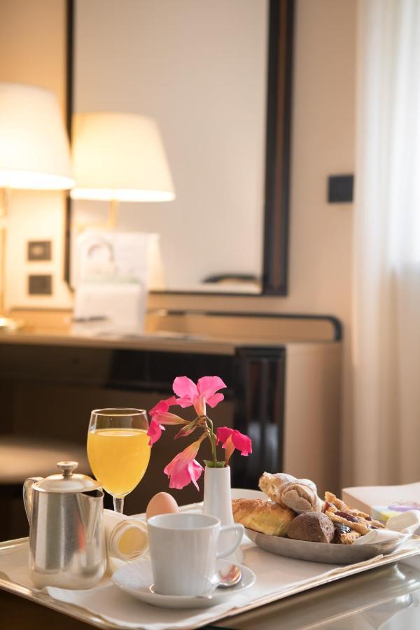 גוביו Park Hotel Ai Cappuccini מראה חיצוני תמונה