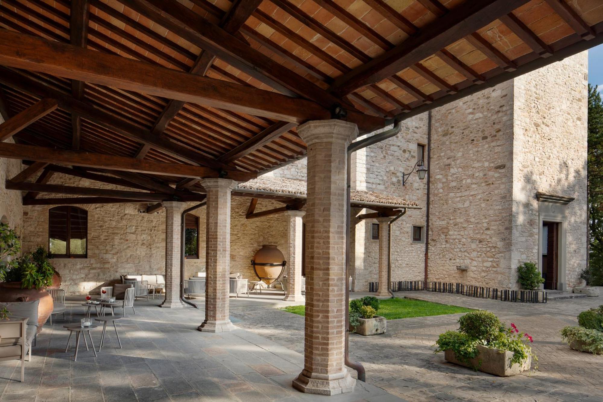 גוביו Park Hotel Ai Cappuccini מראה חיצוני תמונה